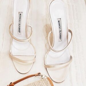 Manolo Blahnik 3 inch heel Ivory sandal